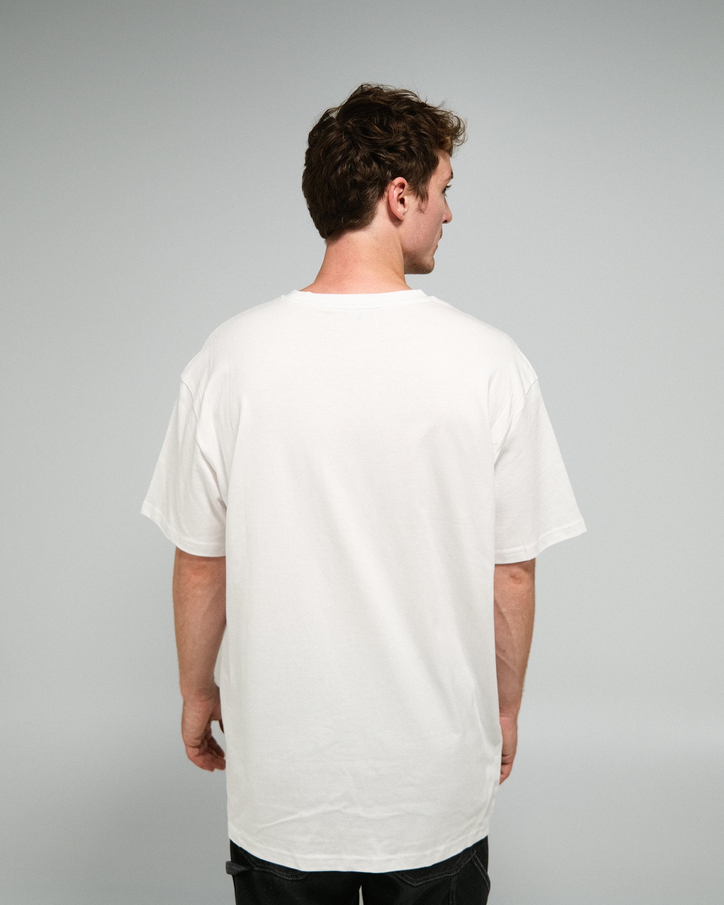 Oversize T-Shirt "HEROVERSE" weiß