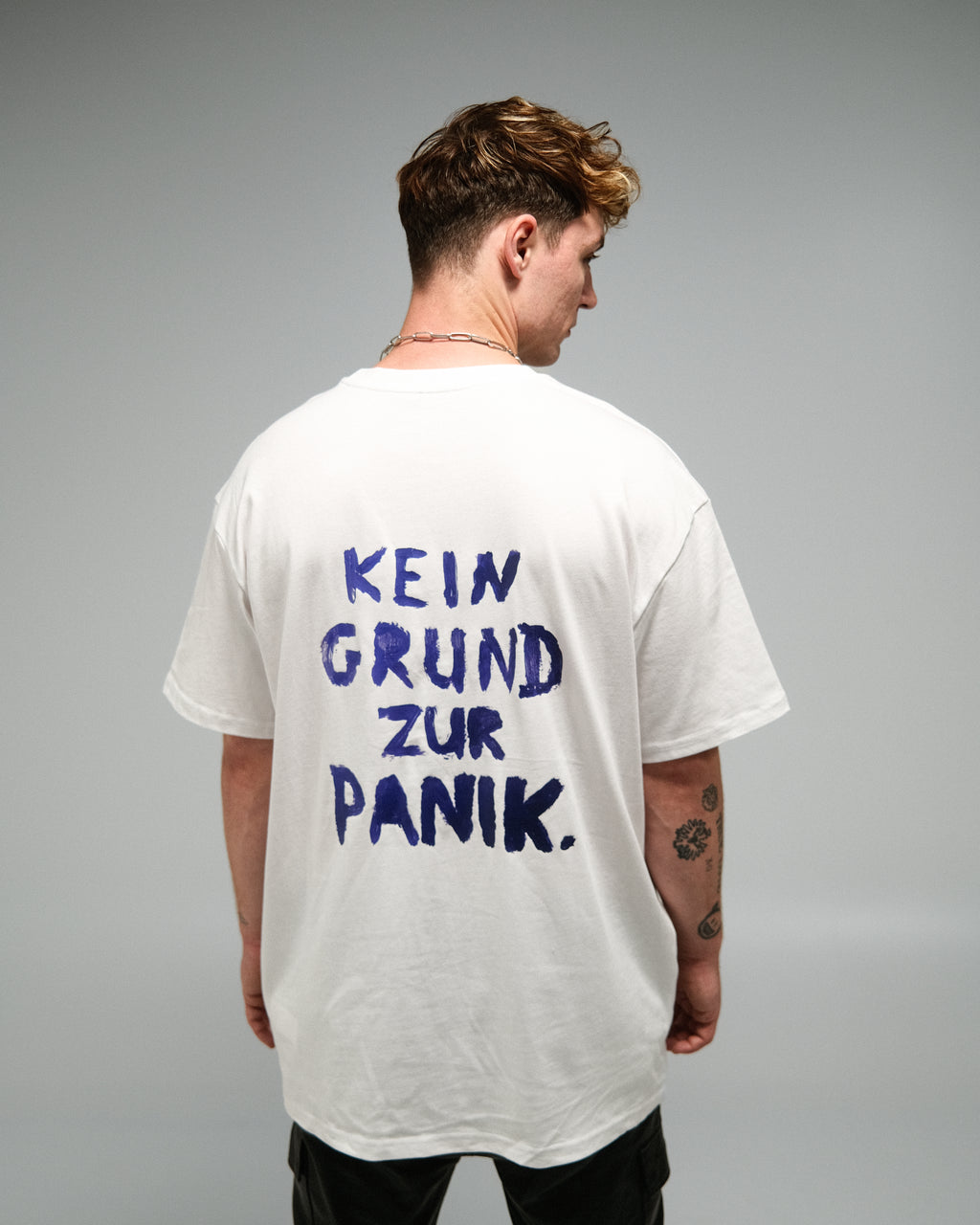 Oversize T-Shirt "KGZP" weiß