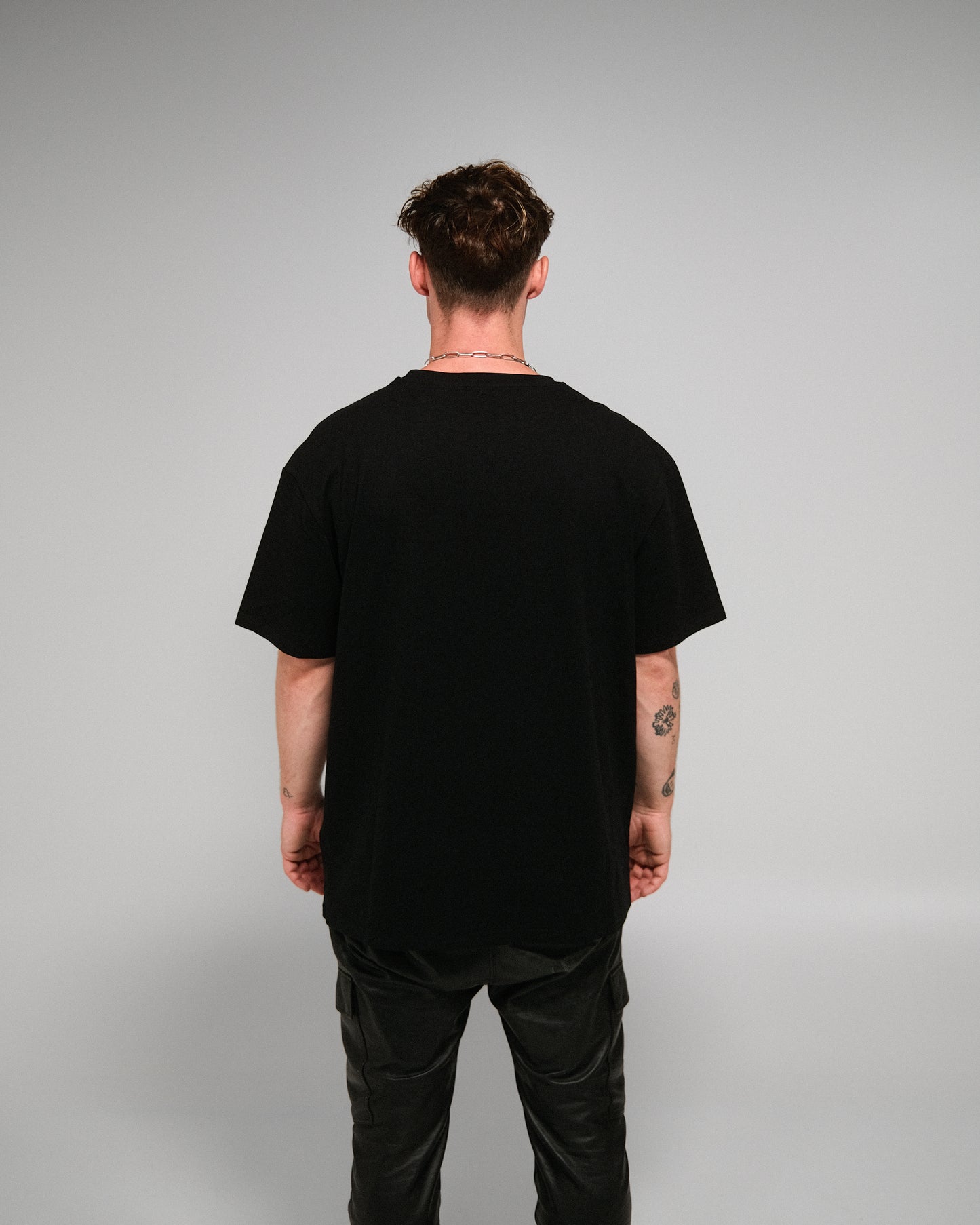 Oversize T-Shirt "Kein Grund zur Panik" schwarz