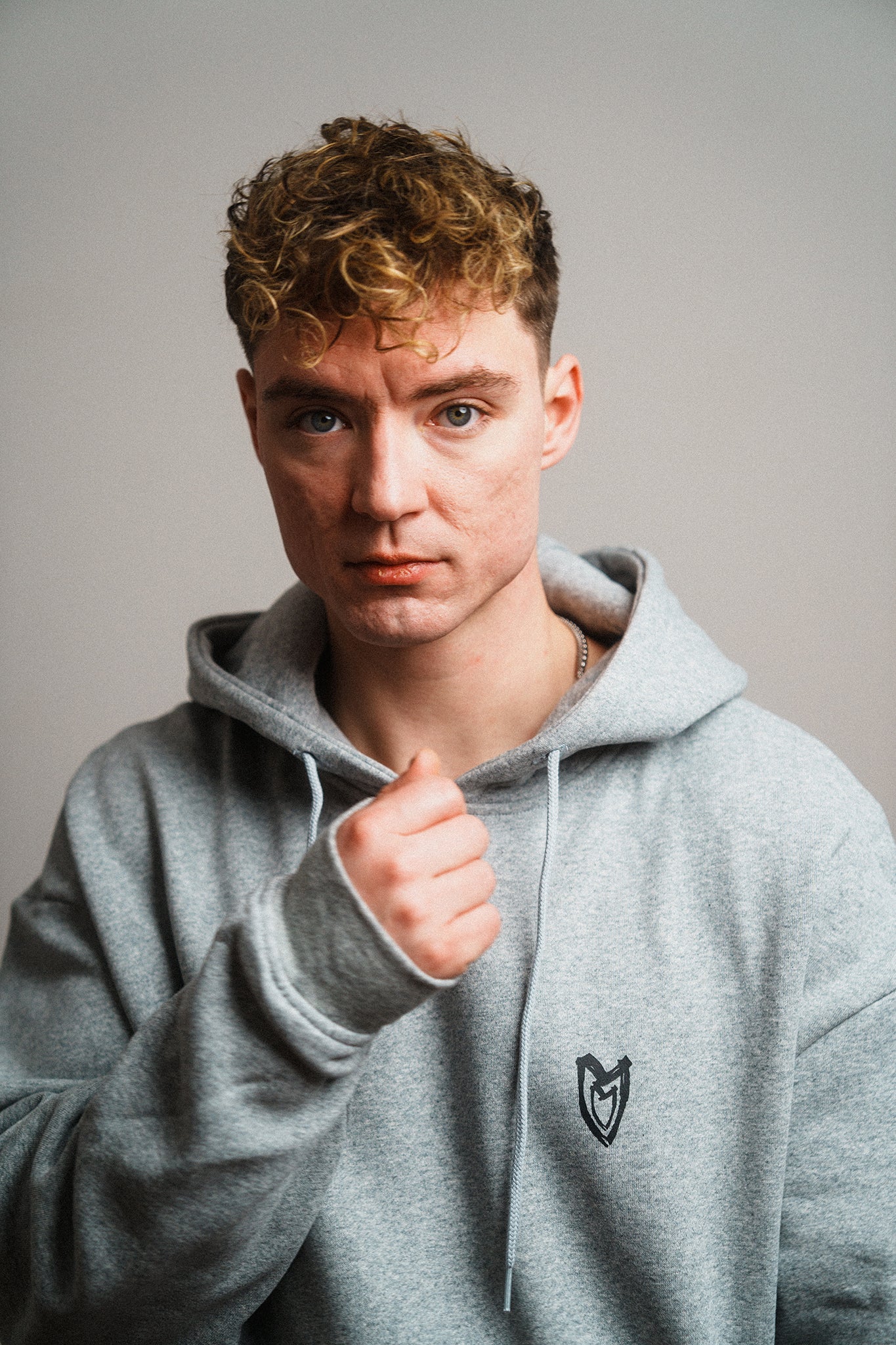 Oversize Hoodie "Verrückte Phase" Grau