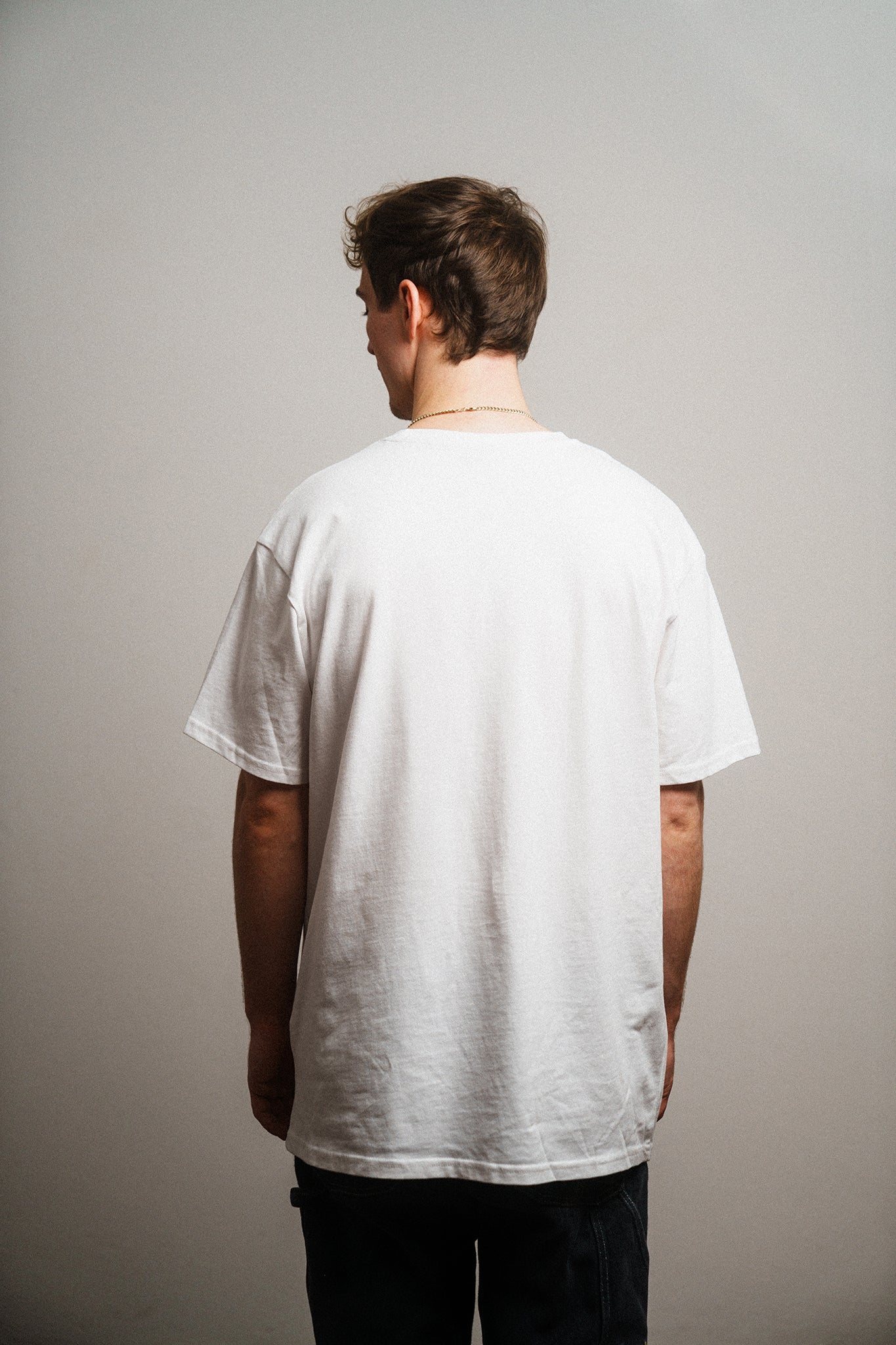 Oversize T-Shirt "HE/RO" Weiß