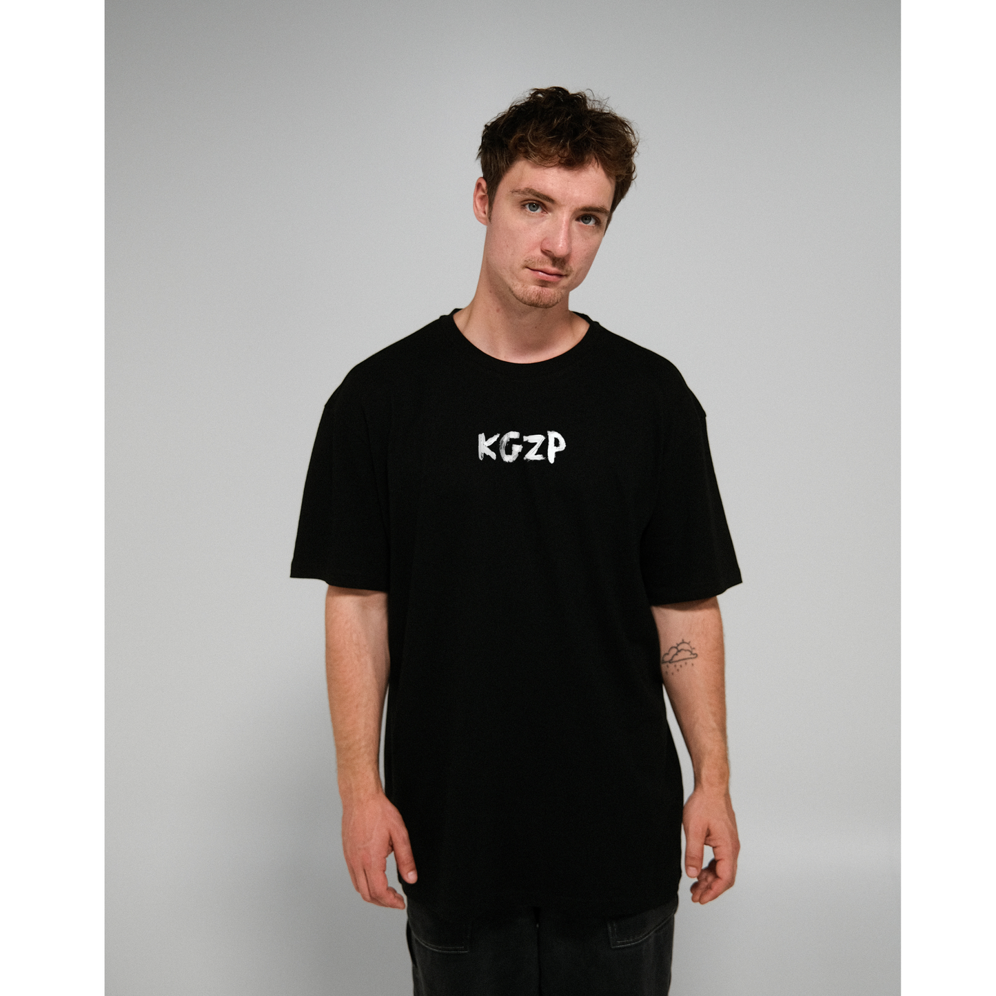 Oversize T-Shirt "KGZP" schwarz