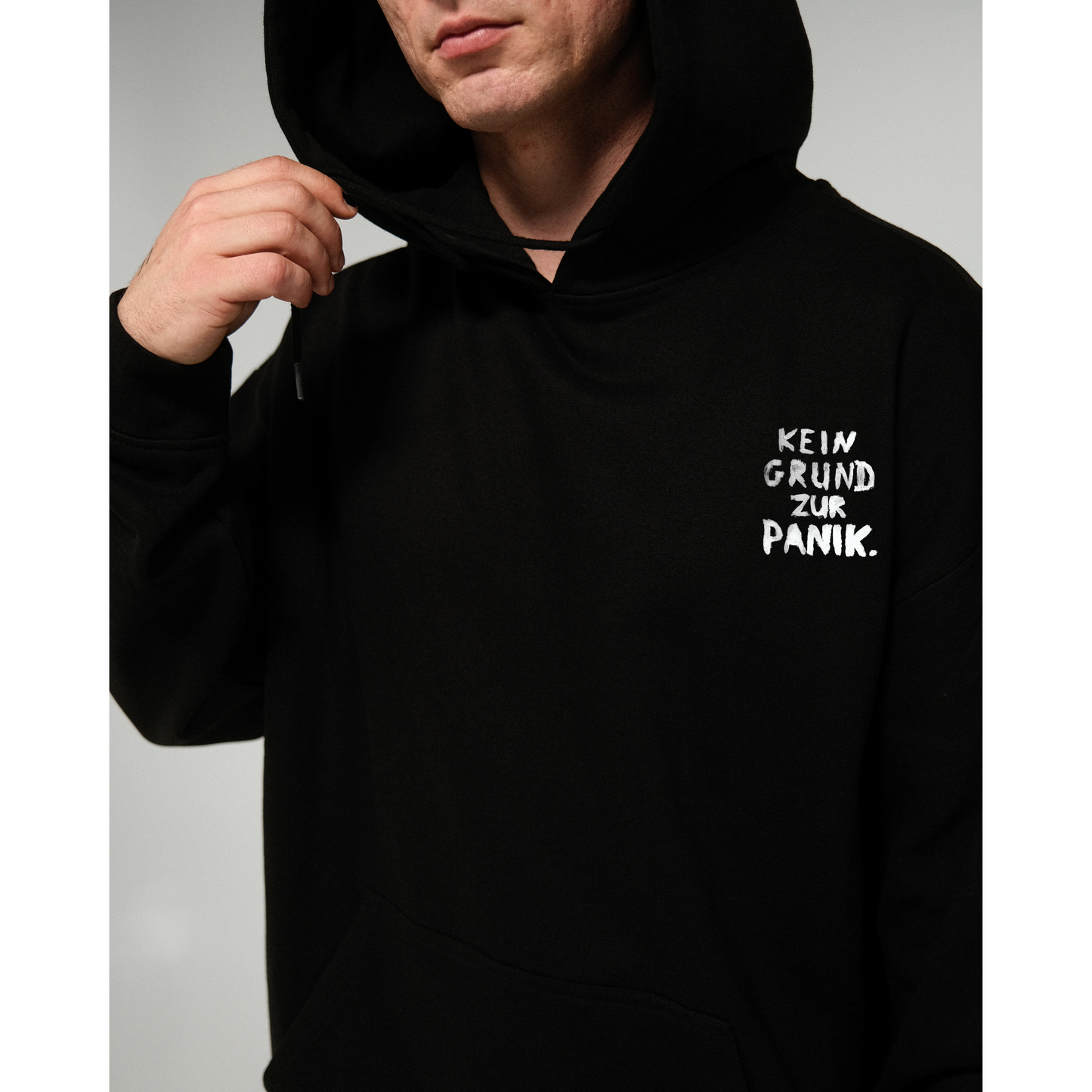 Oversize Hoodie "Kein Grund zur Panik" schwarz