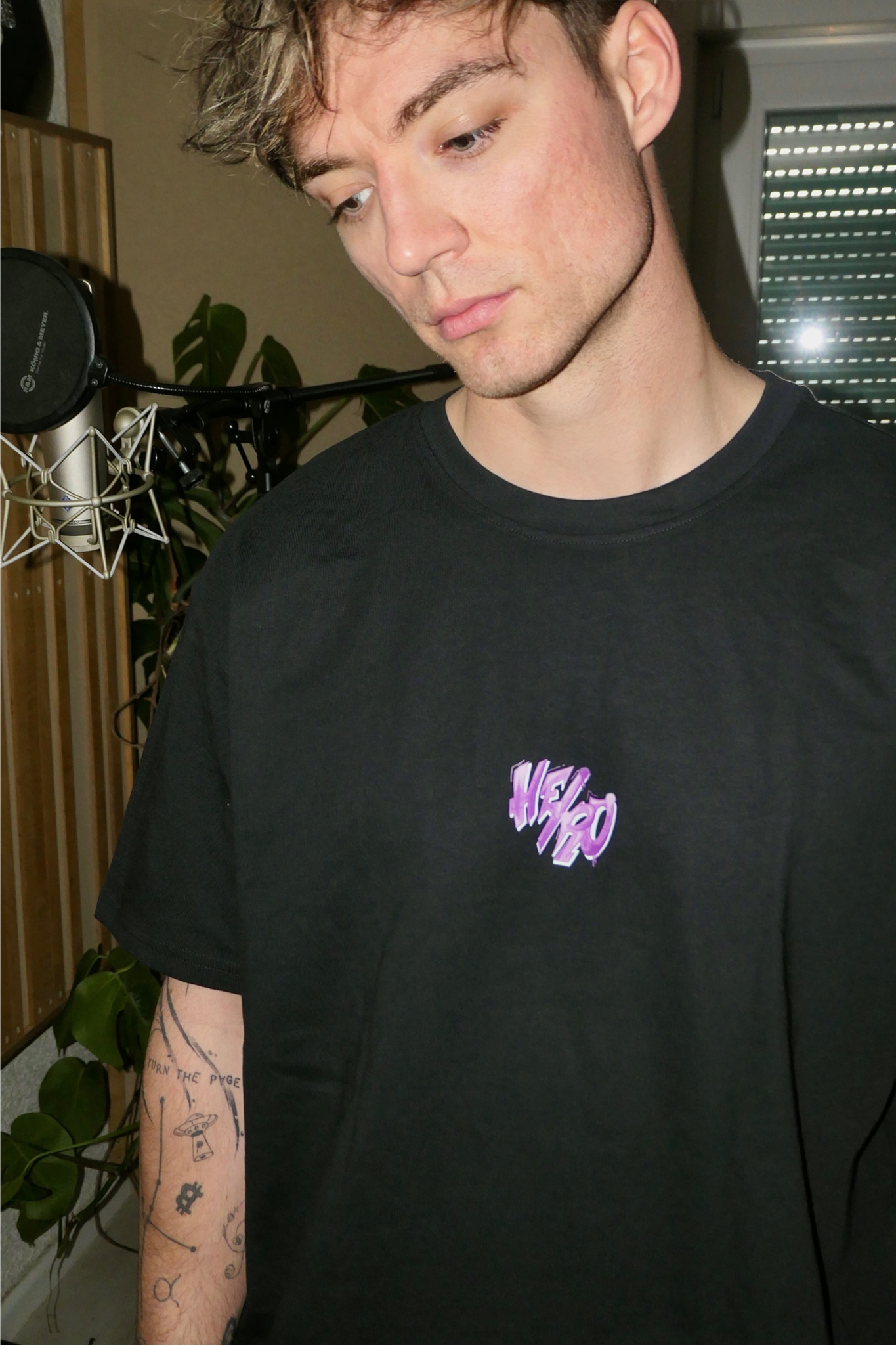 Oversize T-Shirt "Generation Sorgenkind" schwarz