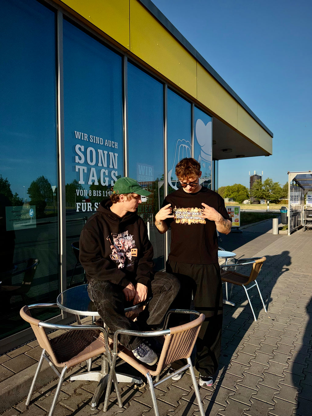 Fluffy Hoodie "15 JAHRE LOCHIS"