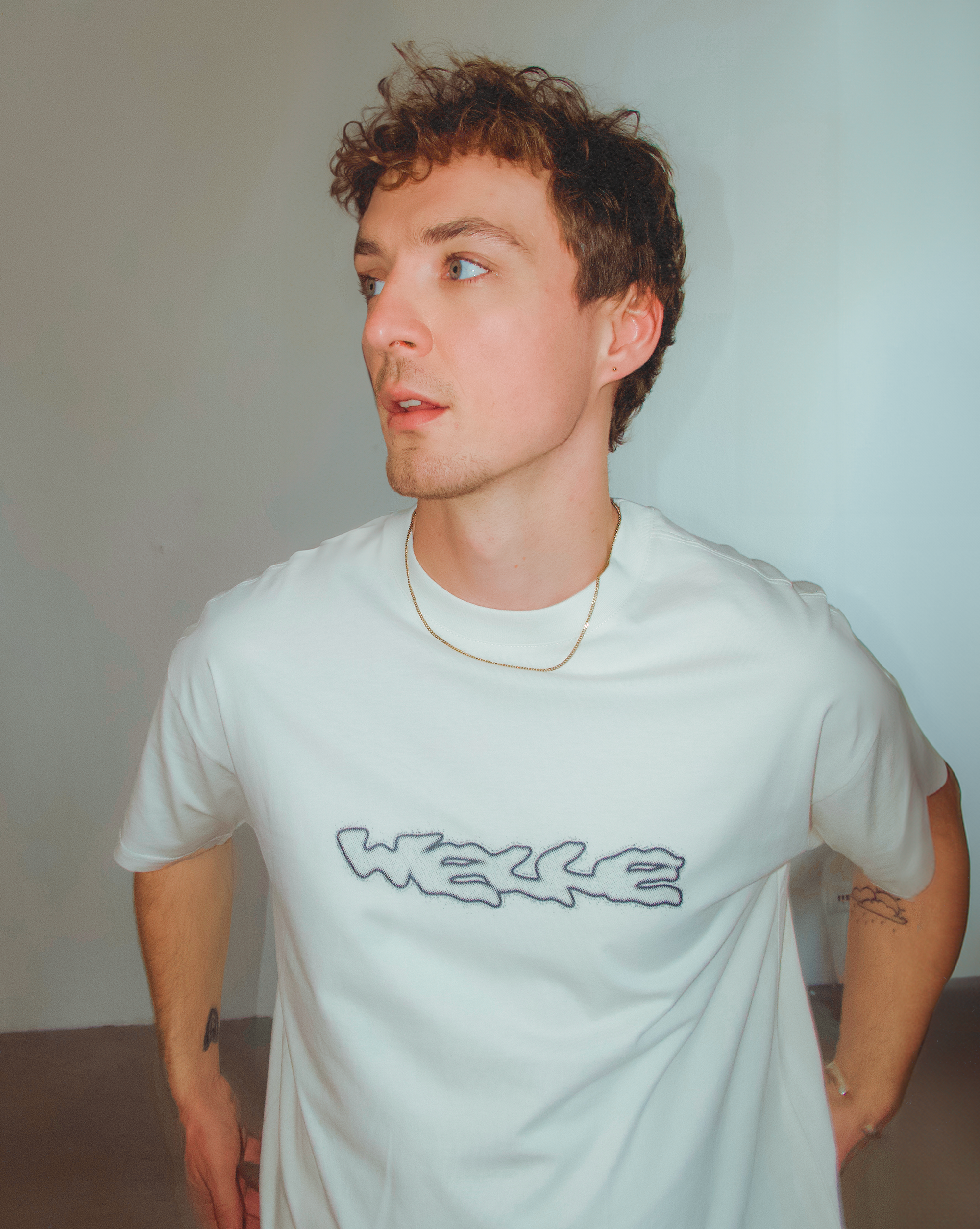 Boxy Oversize T-Shirt "WELLE" Off White